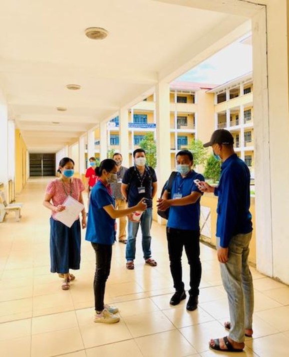 Trường Đại học Tây Bắc tiếp tục đẩy mạnh công tác phòng chống dịch Covid-19 sau dịp nghỉ lễ 30/4 - 01/5/2021