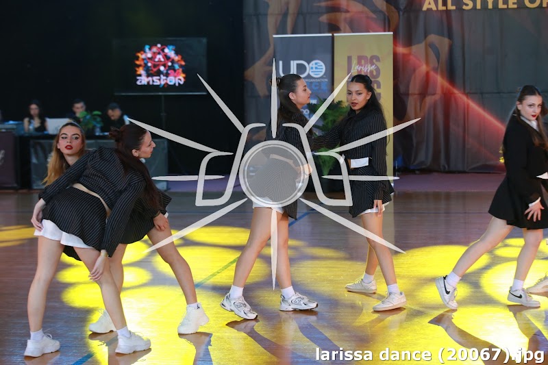 larissa dance (20067).jpg