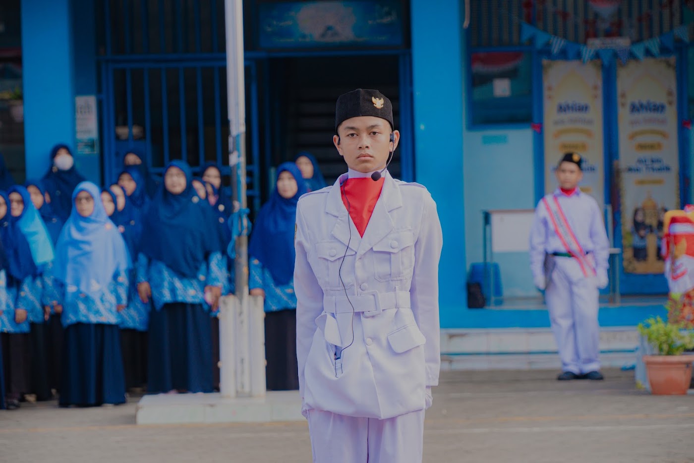 Kegiatan Paskibra siswa SMP IT Cordova