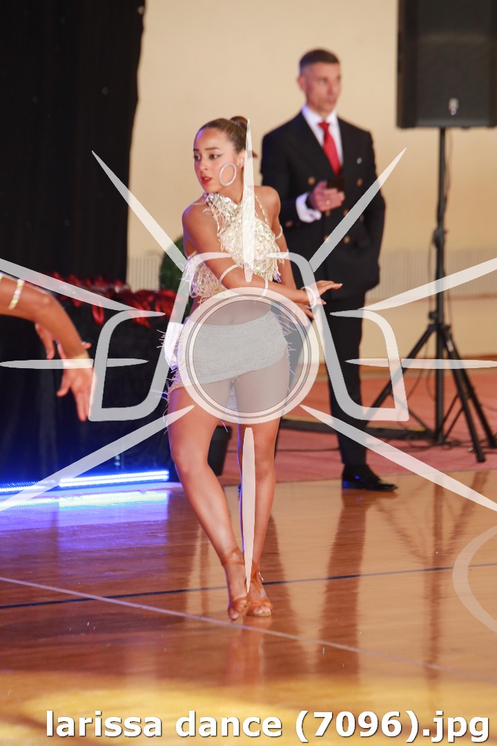 larissa dance (7096).jpg