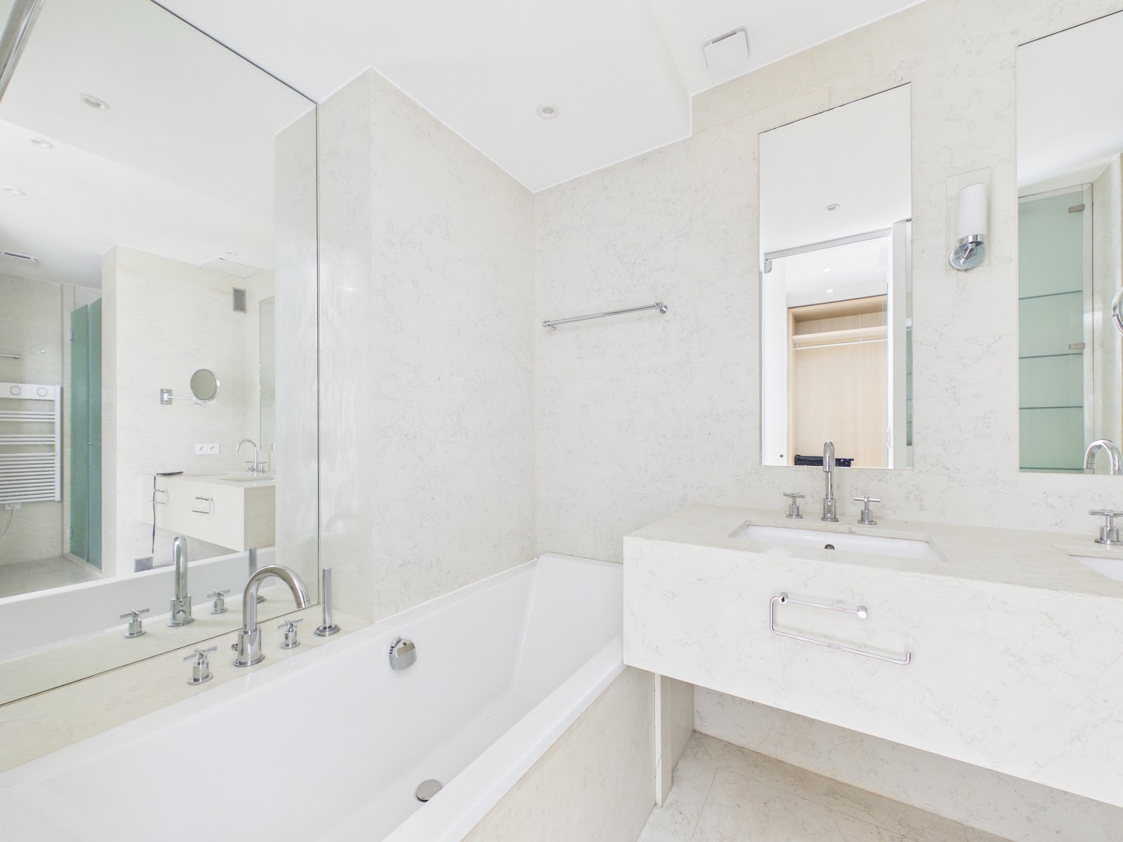 Appartement — 8 avenue Montaigne, 75008 Paris — photo 6/39
