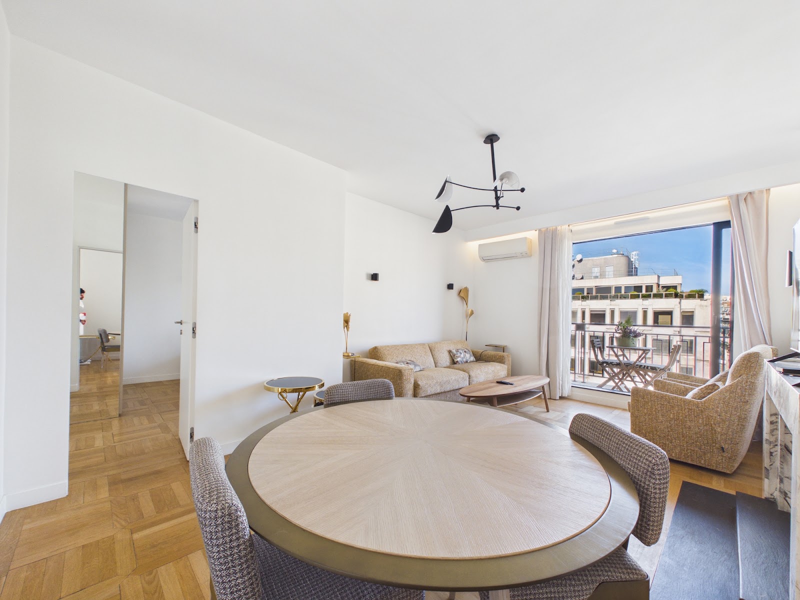 Appartement — 8 avenue Montaigne, 75008 Paris — photo 24/39