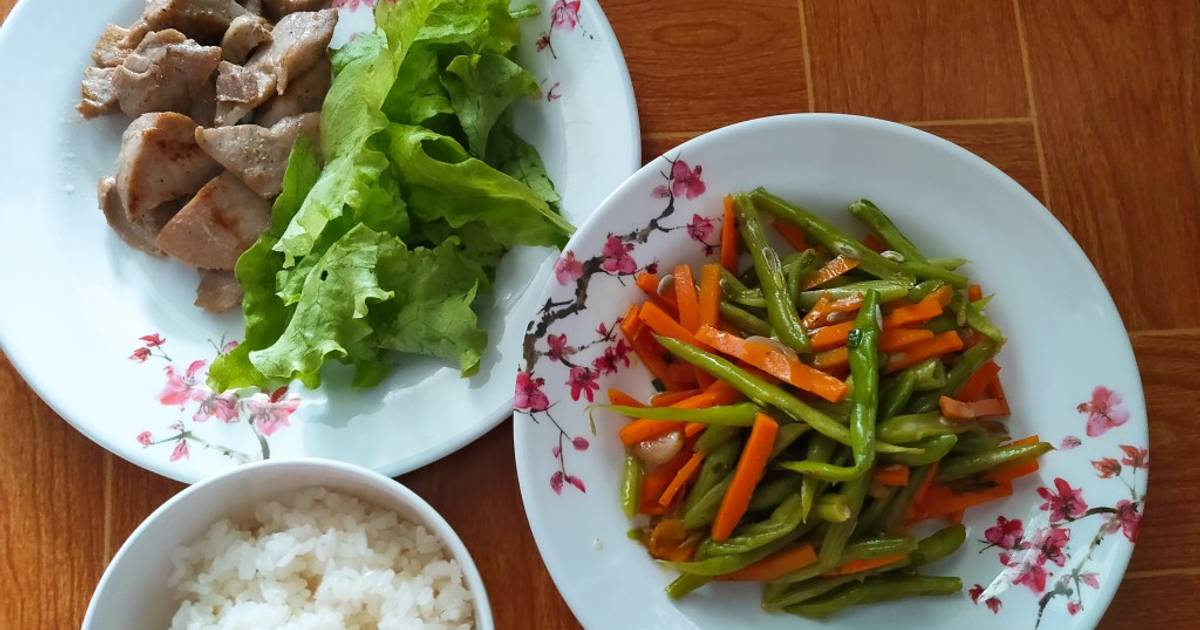Bữa cơm 1 người ăn