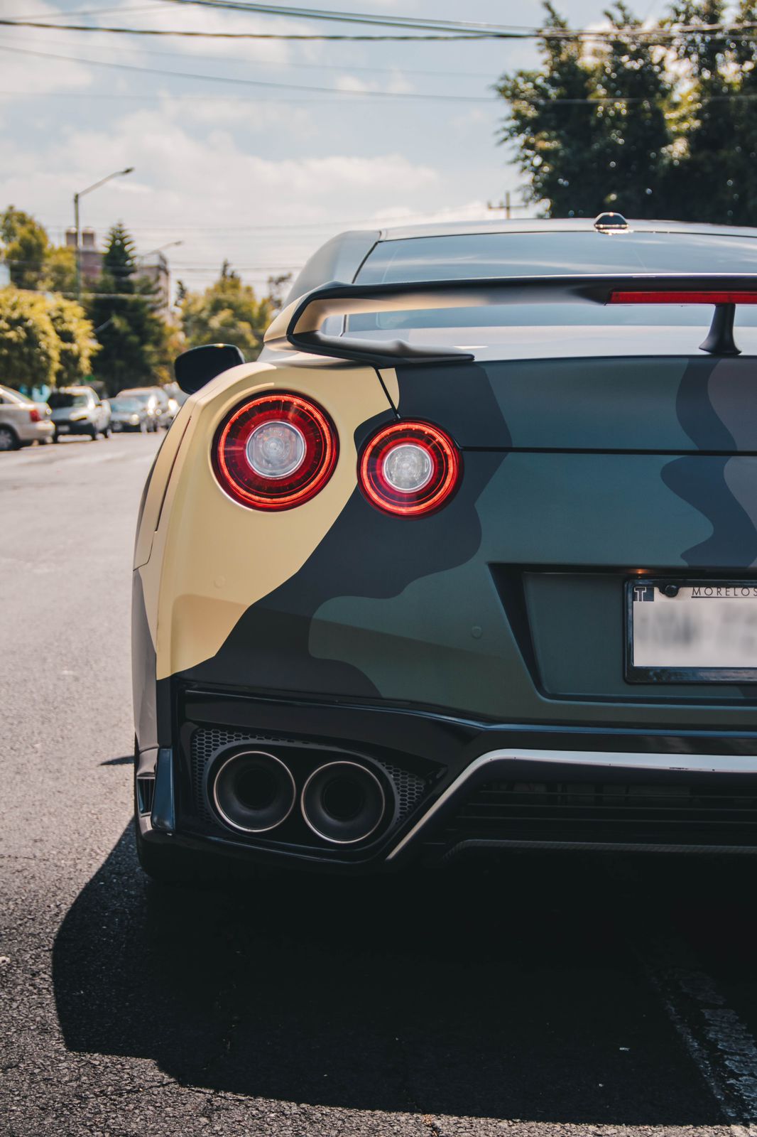 Nissan GT-R 2