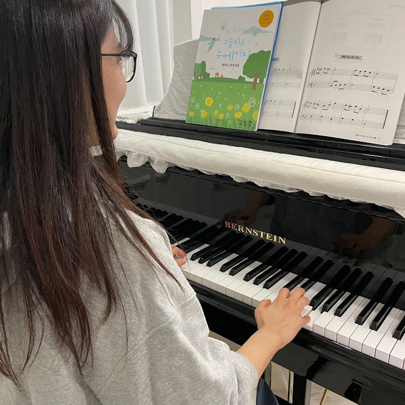 【2026年版】日本の名曲がジャズピアノでお洒落に変身？あなたの知らない音楽の新しい楽しみ方