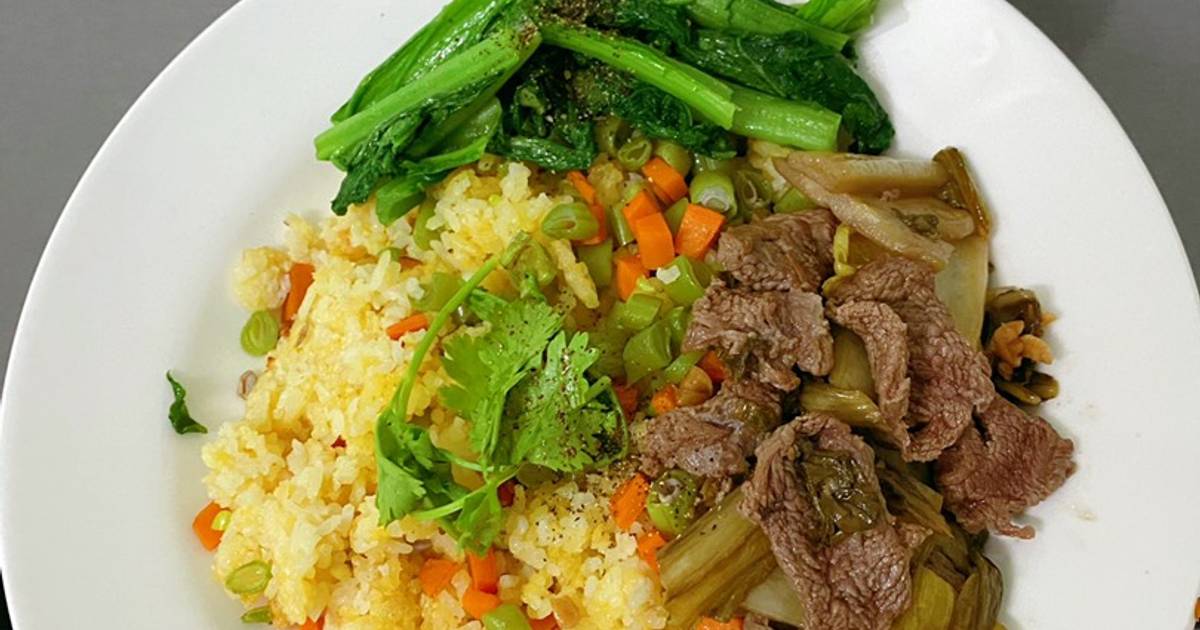 Cơm chiên dưa bò