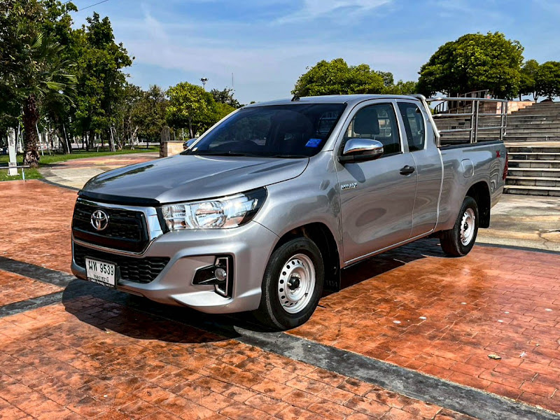 TOYOTA HILUX REVO
