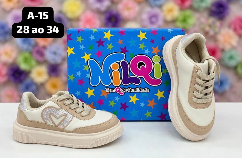 Zapatilla plataforma con corazón · foto 2