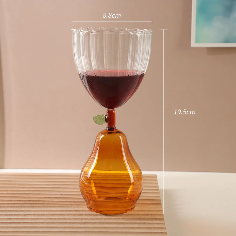 Wine glass, 601–700 ml, round shape