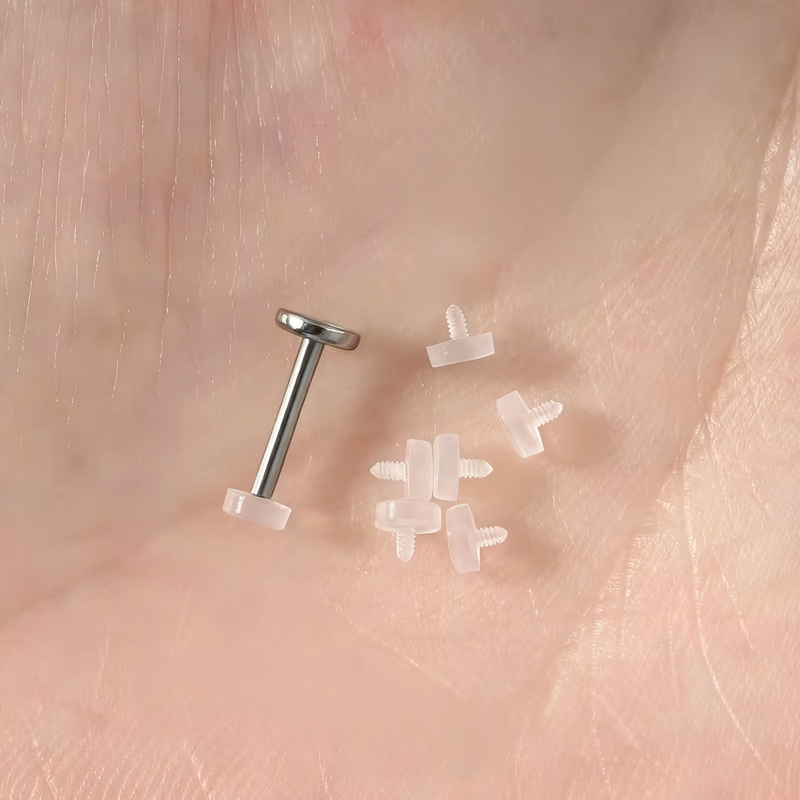 Titan-Piercingstab mit Innengewinde
