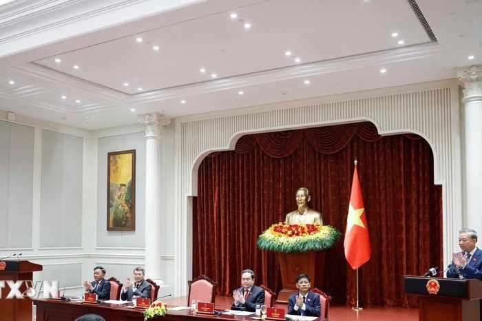 Tổng Bí thư, Chủ tịch nước Tô Lâm gặp gỡ đại biểu đồng bào thiểu số - Báo VietnamPlus