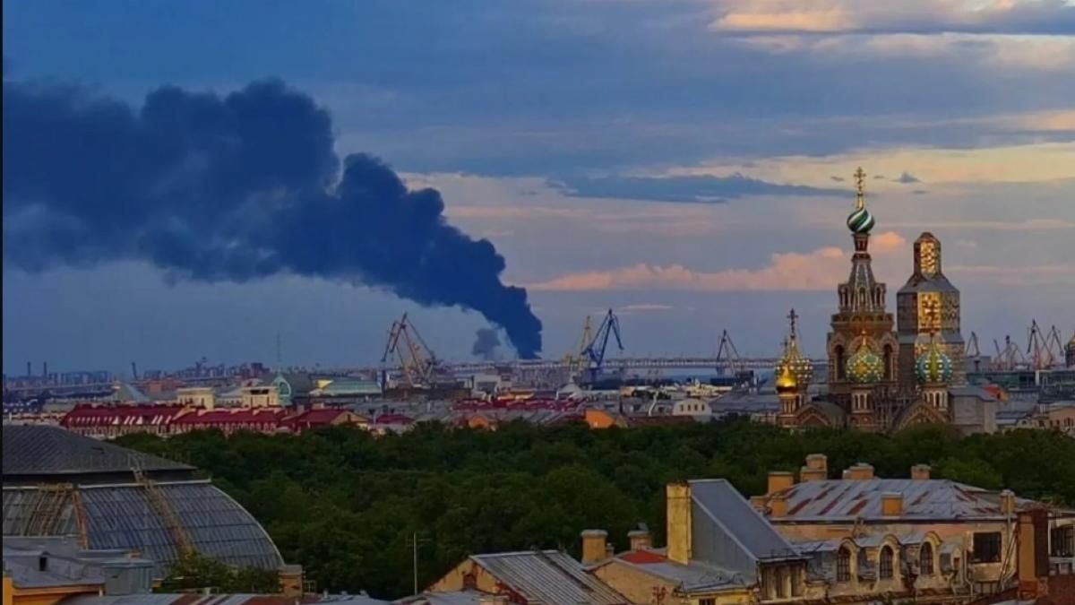 Ukraine tập kích sâu vào lãnh thổ Nga, cảng dầu cháy dữ dội - Tạp chí Mekong Asean