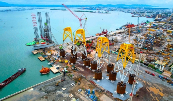 Khám Phá Không Gian Phát Triển Mới Từ Biển: Sứ Mệnh Của Petrovietnam