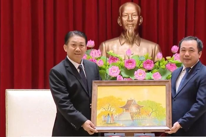 Hà Nội - Luang Prabang thúc đẩy hợp tác về du lịch, giáo dục, KHCN - Đài Phát thanh và truyền hình Hà Nội