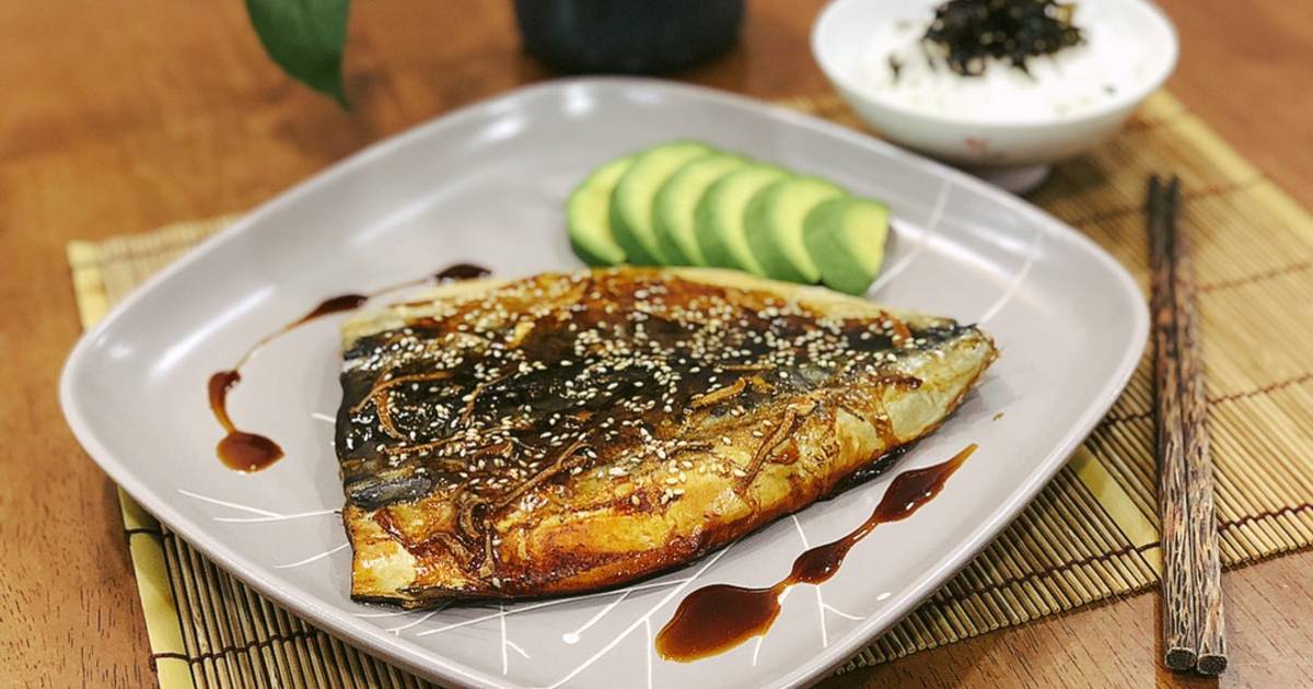 Cá saba nướng teriyaki