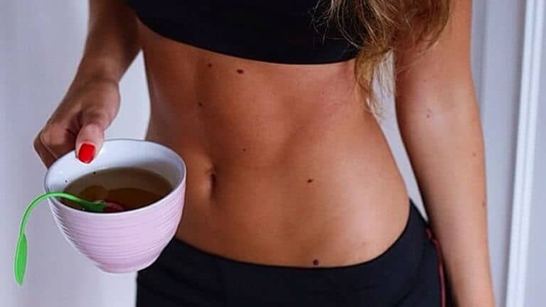 uong-cafe-giam-can-1