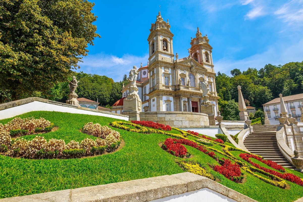 3 Days: Braga & Northern Coast to Porto Group Tour