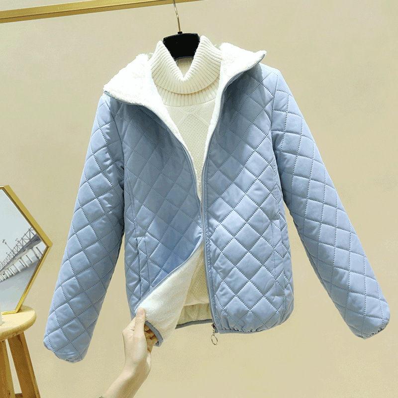 Light women's quilted jacket with faux shearling and stand-up collar