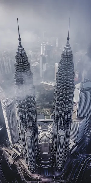 Petronas Twin Towers, World Trade Center, Skyscraper, Kuala Lumpur City Centre, Tower 2K iPhone Wallpaper Background