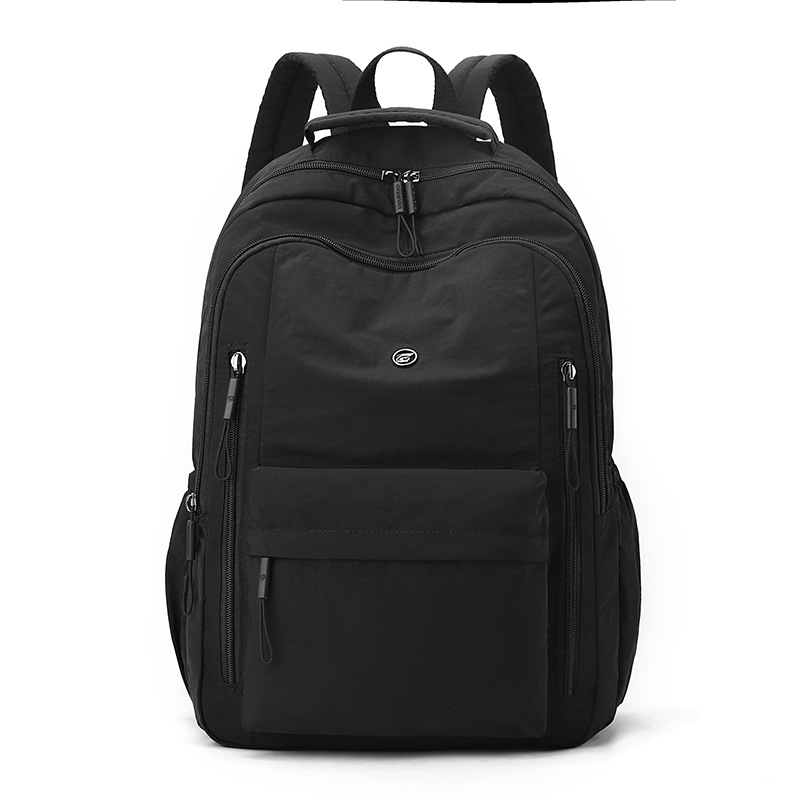 Nylon backpack, back-supporting, versatile