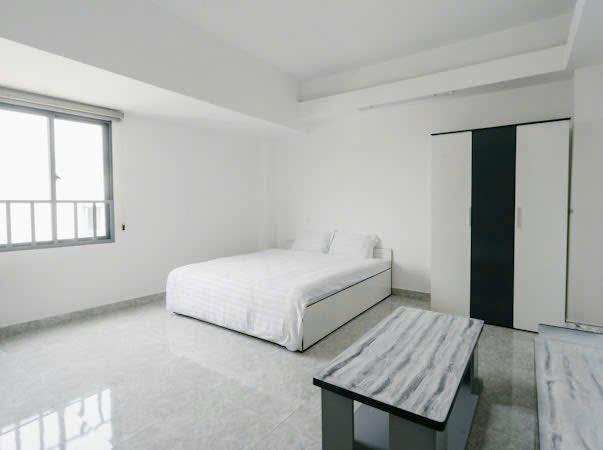 Kế ĐH Kinh Tế và Chợ đêm An Thượng 2