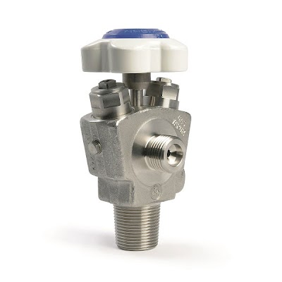 D304S Dual Port UHP valve Soft seat 4mm orifice valve 