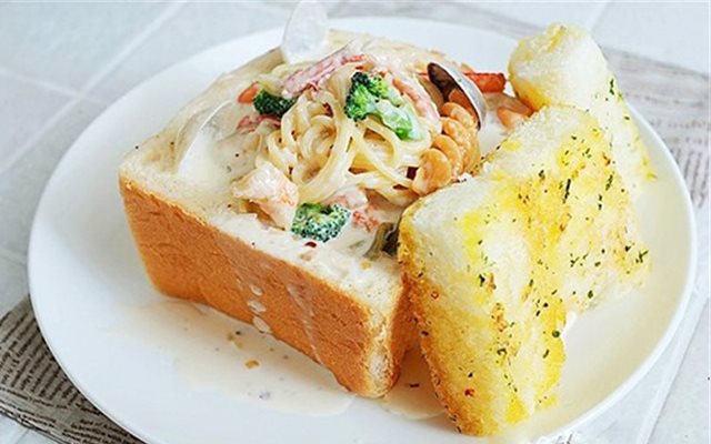 Mì Ý Sốt Với Kem