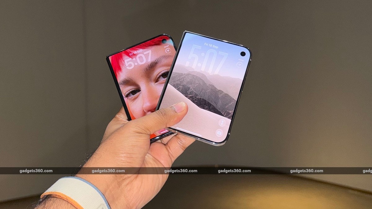 Inside the iPhone Duo: How Apple Hides the Display Crease