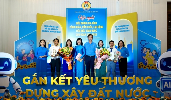 Gương sáng Petrovietnam: Hai gia đình lao động được vinh danh "Gia đình tiêu biểu toàn quốc"