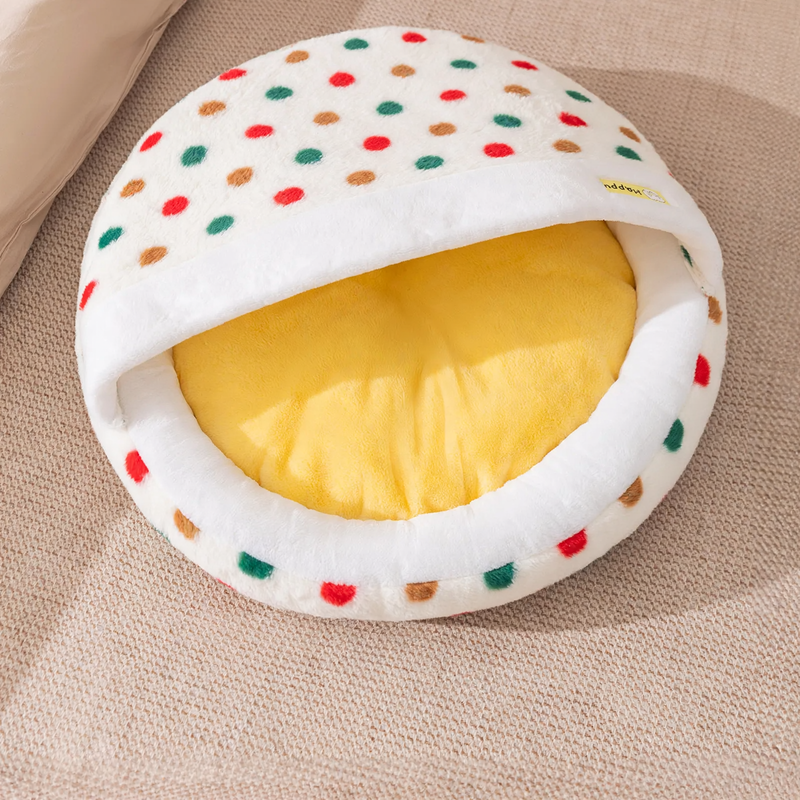 Semi-enclosed cat bed, warming