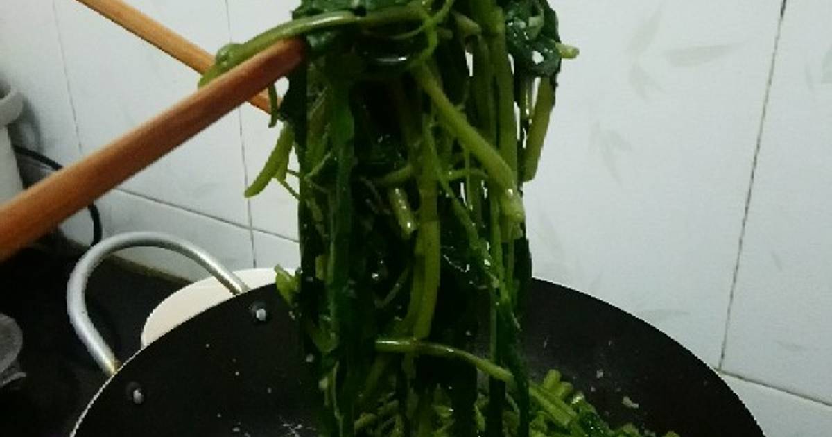 Rau muống xào tỏi