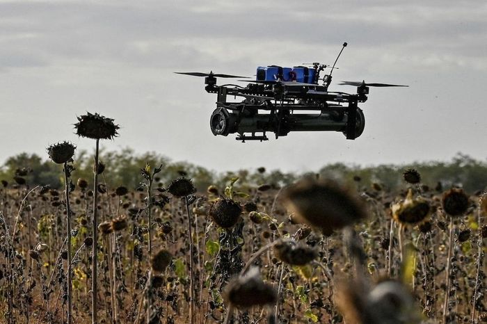 Drone cáp quang làm thay đổi cục diện chiến sự tại Lebanon - Tạp chí Tri thức