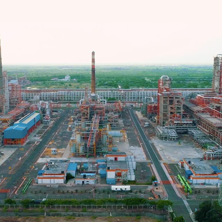 Ấn Độ duy trì bùng nổ nhập khẩu dầu Nga bất chấp thách thức từ eo biển Hormuz
