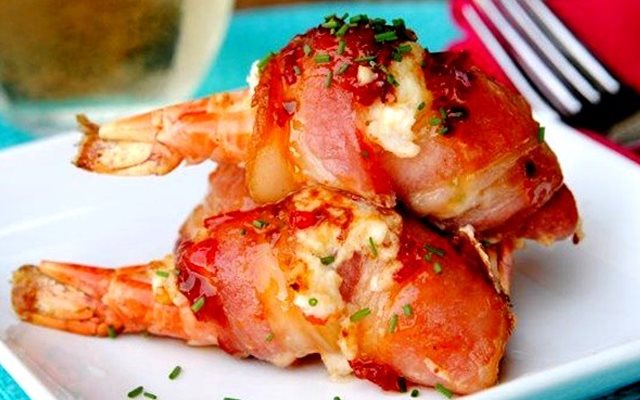 Xiên Nướng Thịt Xông Khói