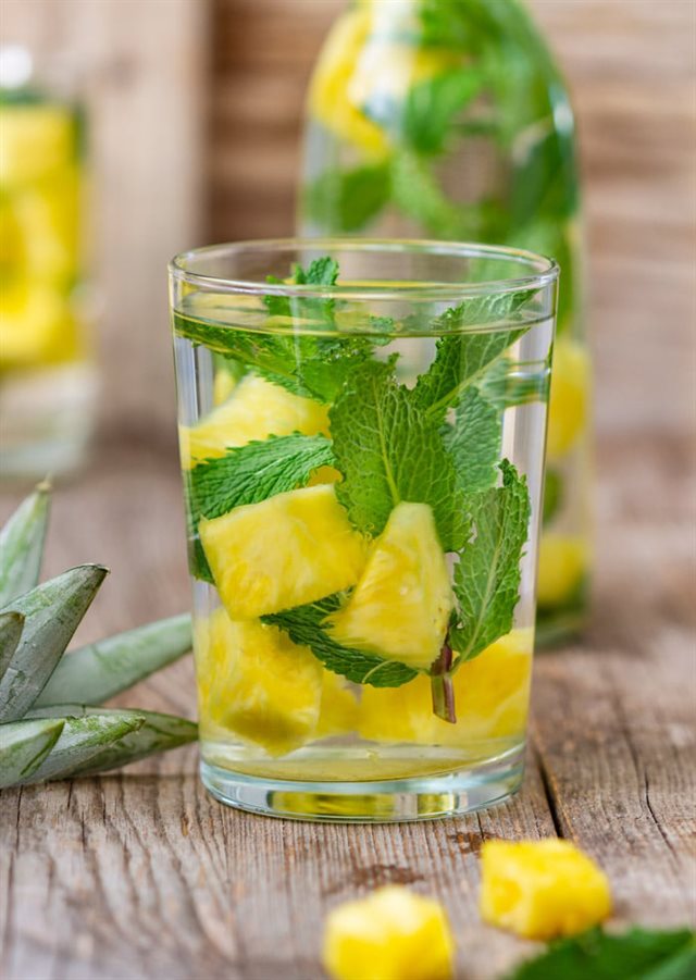 Nước Thơm Bạc Hà Detox