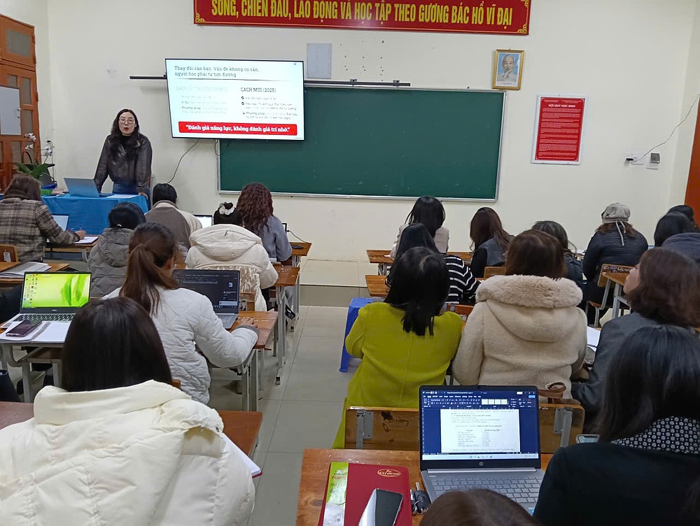 Giáo viên, giảng viên giảng dạy tại Trường Tiểu học, THCS và THPT Chu Văn An tham gia chương trình sinh hoạt chuyên môn cấp tỉnh