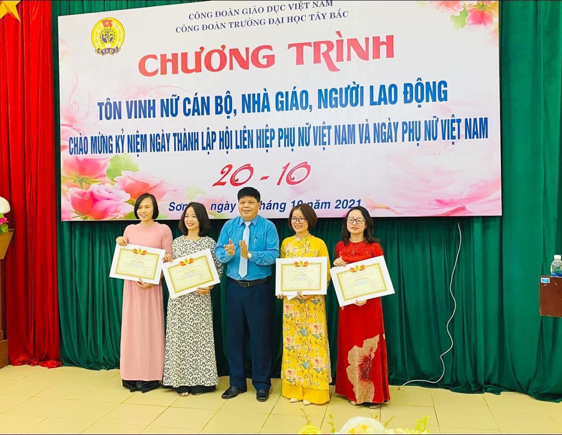Công đoàn Trường Đại học Tây Bắc tổ chức lễ tôn vinh, tuyên dương, khen thưởng nữ cán bộ Nhà giáo, người lao động nhân kỷ niệm ngày thành lập Hội Liên hiệp Phụ nữ Việt Nam