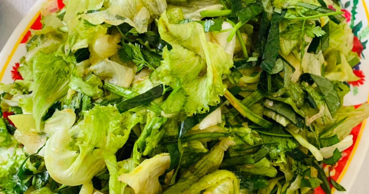 Vào bếp cùng con: salad rau hỗn hợp