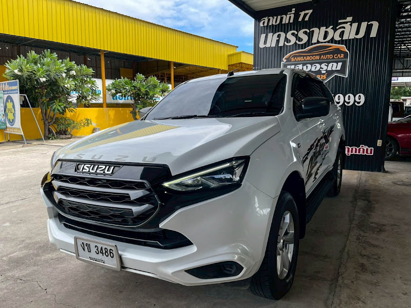 ISUZU MU-X