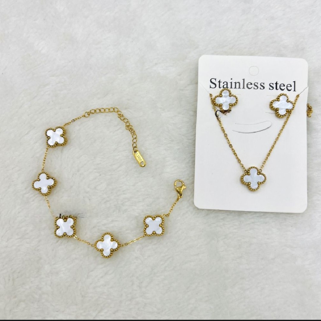 Necklace + Bracelet+ Earring (3 Piece Set) European style Four Leaf Bracelet Four Leaf Earring Clover Set Gold Colour Clover Necklace Korea
