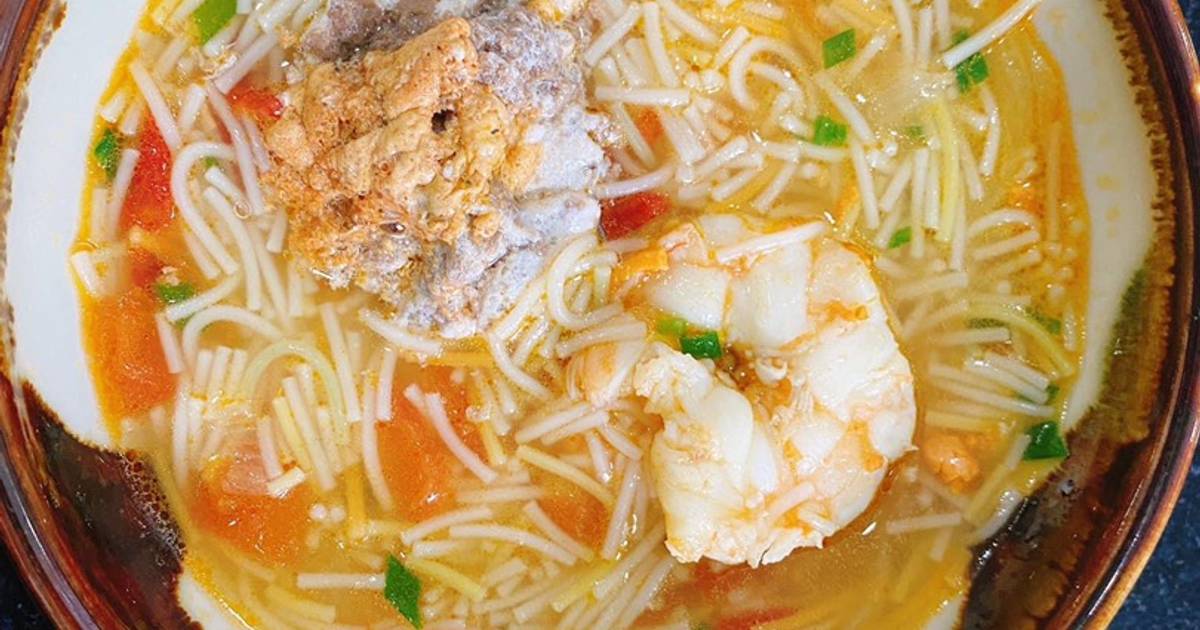 Bún riêu cua đồng e bé