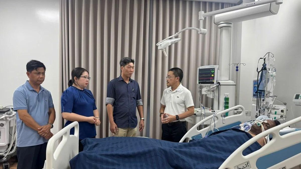 Các nạn nhân sống sót trong vụ lật ca nô ở Phú Quốc lần lượt rời đảo, chuẩn bị về nước - Báo Tiền Phong