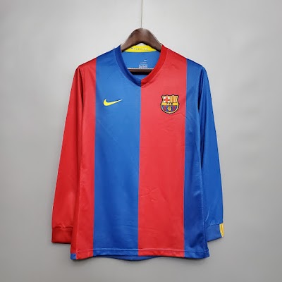 Retro 2006-07 Barcelona Local.jpeg