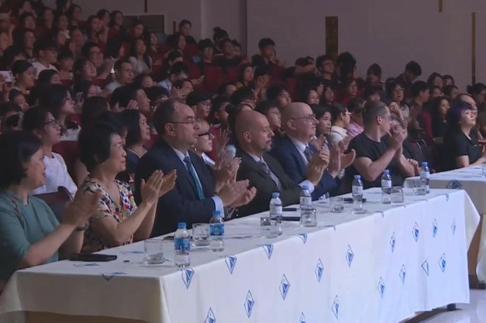 Học sinh kết nối qua nghệ thuật Pháp ngữ - Đài Phát thanh và truyền hình Hà Nội