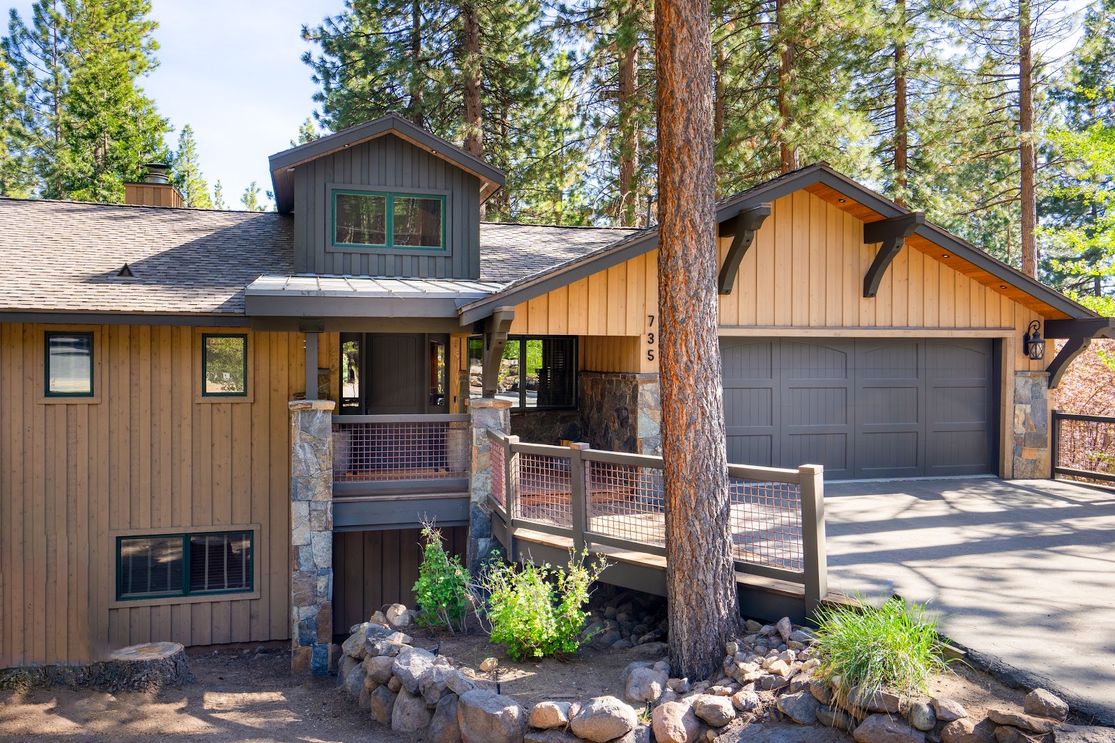 Incline Village, Nevada, USA — 5-Bed Villa With Mountain Views 2