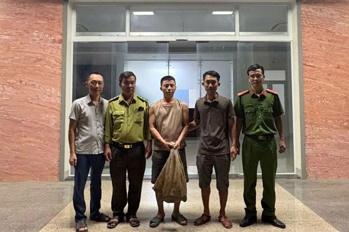 Người dân Quảng Trị tự nguyện giao nộp 2 cá thể tê tê quý hiếm - Báo Tri thức &amp; Cuộc sống