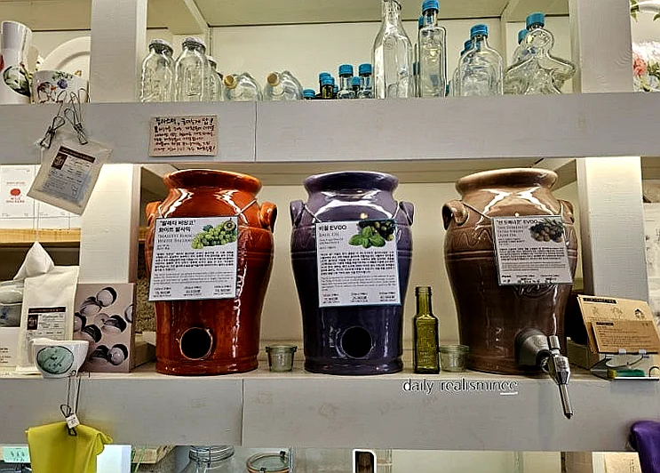 Discover 1.5ºC: Sindaebang's Essential Zero-Waste & Refill Station for Sustainable Living in Seoul - 1.5ºC, Zero-Waste Seoul
