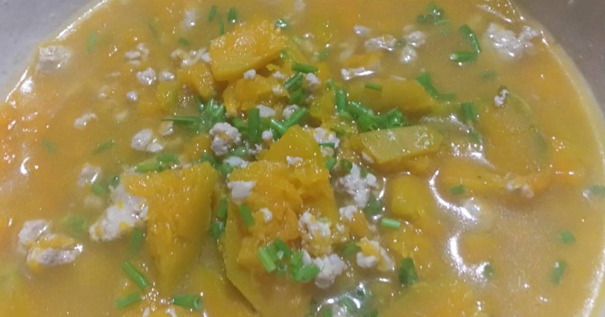 Canh bí đỏ thịt băm