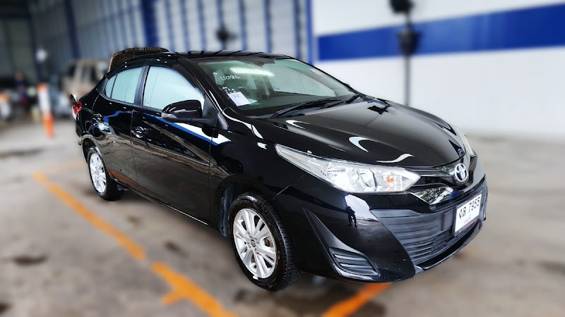TOYOTA YARIS ATIV