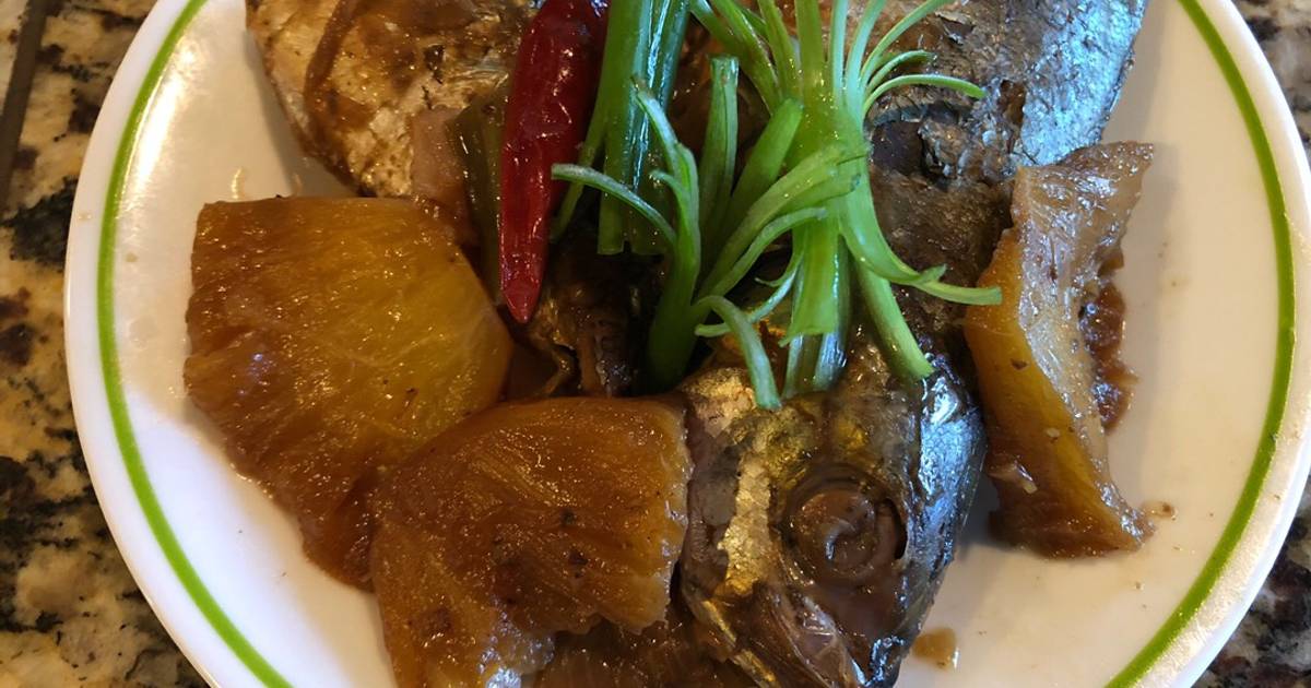Cá nục kho dứa (thơm)